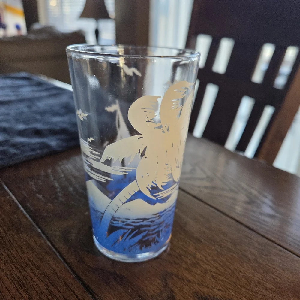 Mid Century Federal Glass Blue Ocean Sailboats & Palm Trees 8oz Glass